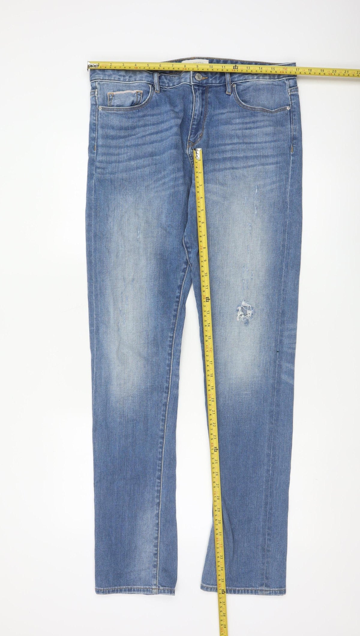 every.day.counts Men's Blue 29 Straight Distressed Stretch Jeans