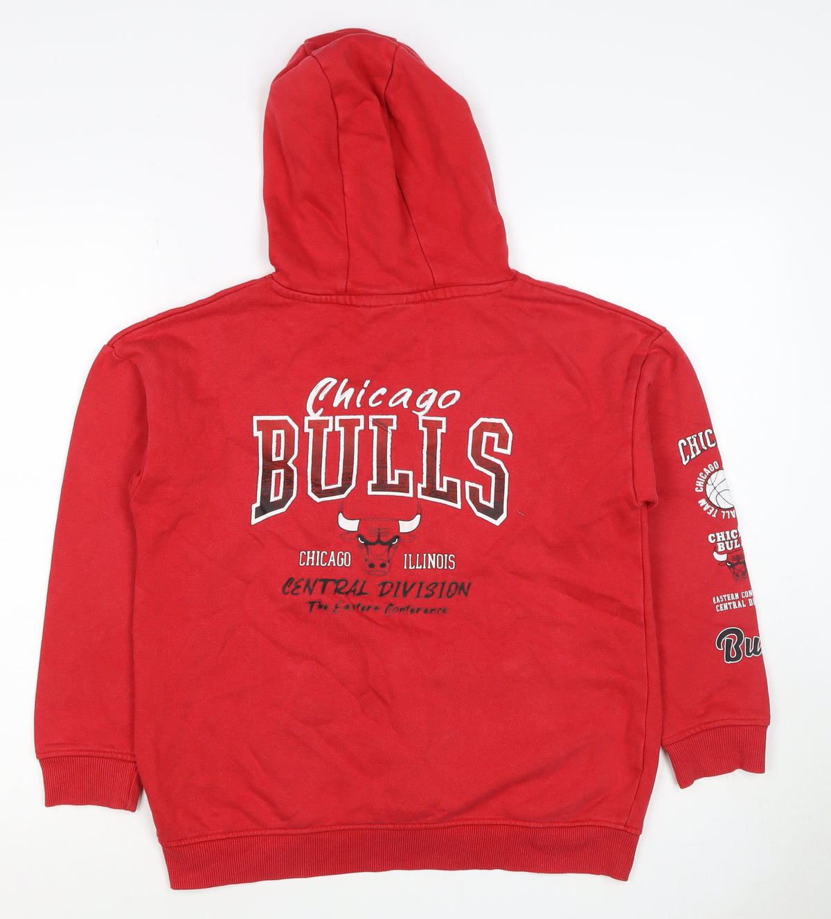 Close-up detail of Knox boys’ red 12 years chicago bulls nba graphic pullover hoodie
