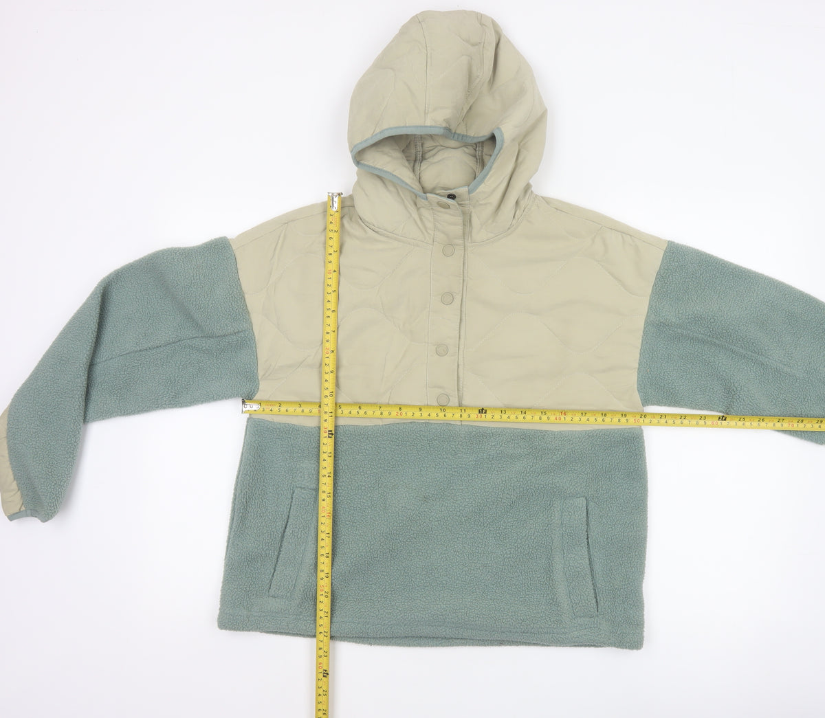Close-up detail of Kyodan Outdoor Women's Multicoloured XS Quilted Hooded Pullover Fleece