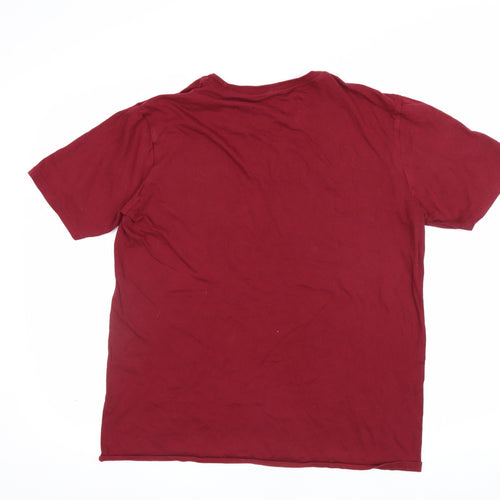 Nike Men’s Red M Athletic Fit Logo Graphic Cotton T-Shirt