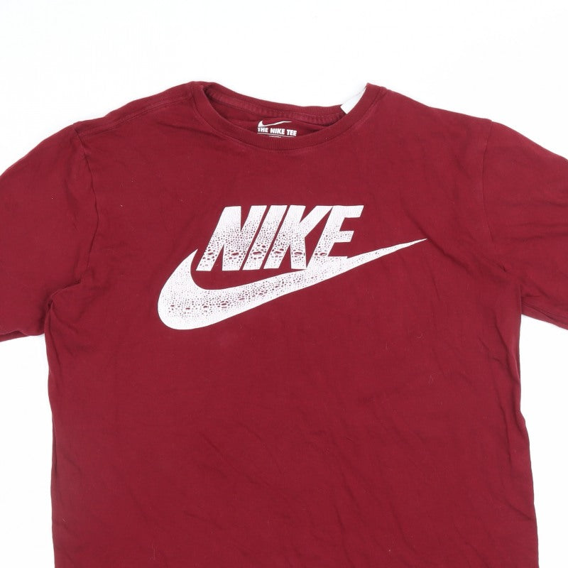 Nike Men’s Red M Athletic Fit Logo Graphic Cotton T-Shirt