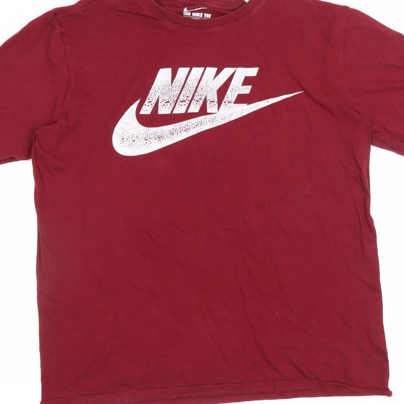 Nike Men’s Red M Athletic Fit Logo Graphic Cotton T-Shirt