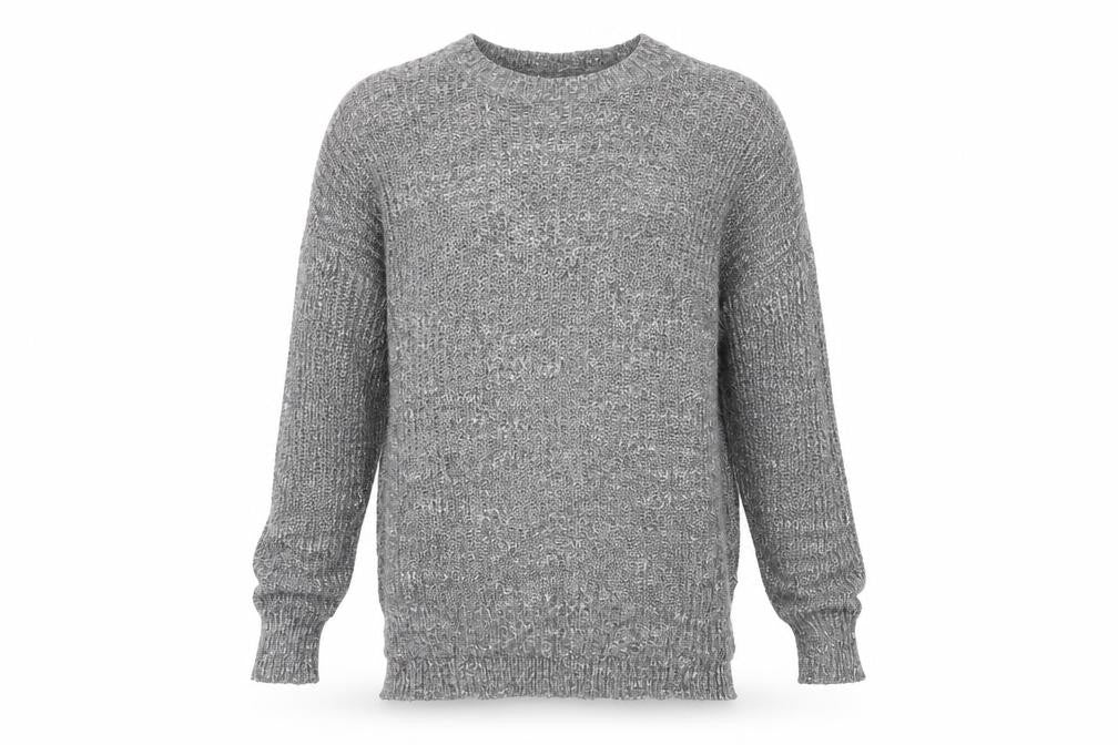 Front view of Hollister Men’s Grey XS/S V-Neck Chunky Knit jumper