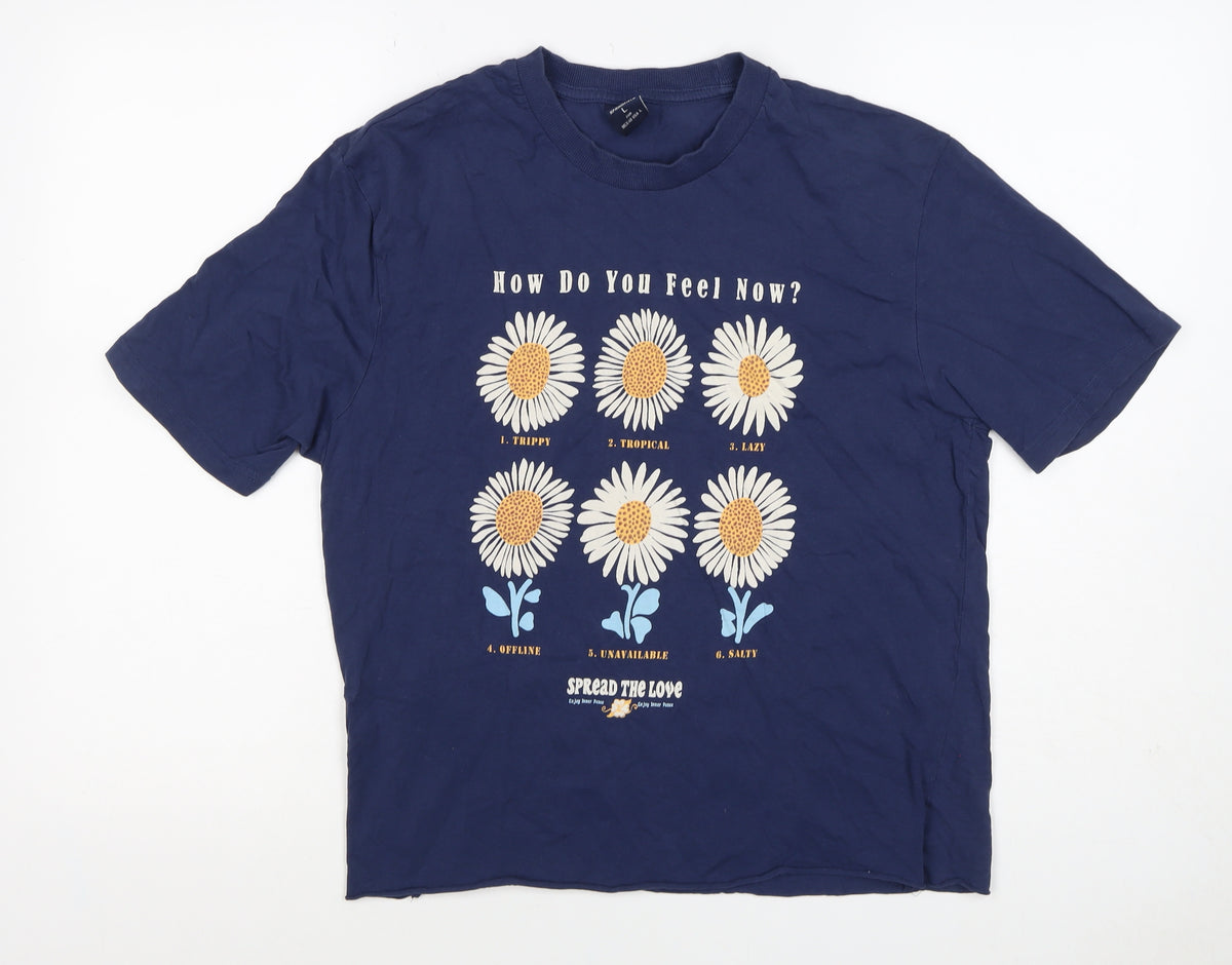 Back view of Springfield Women Blue L Basic Daisy Graphic T-Shirt Short Sleeve
