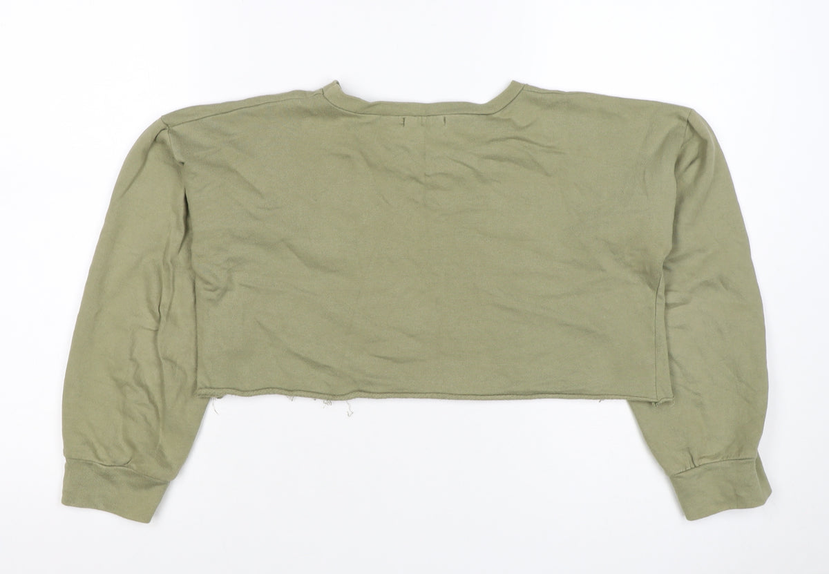 Close-up detail of PrettyLittleThing Women’s Green UK 6 Cropped Pullover Sweatshirt