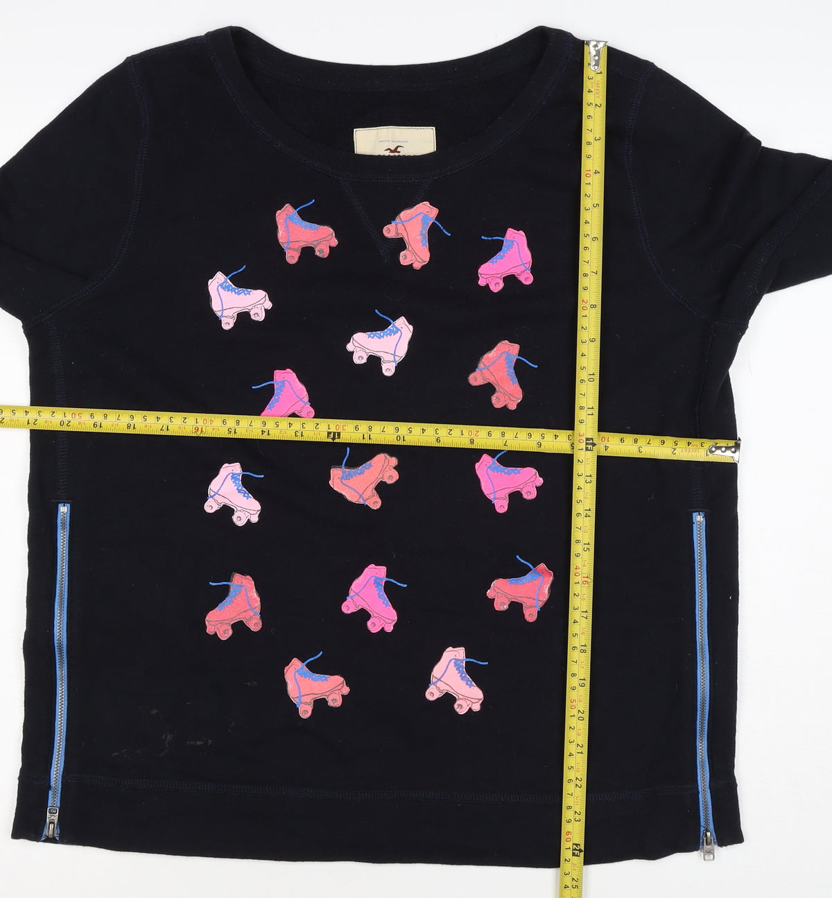 Hollister Women’s Black L Roller Skate Graphic Raglan Sweatshirt