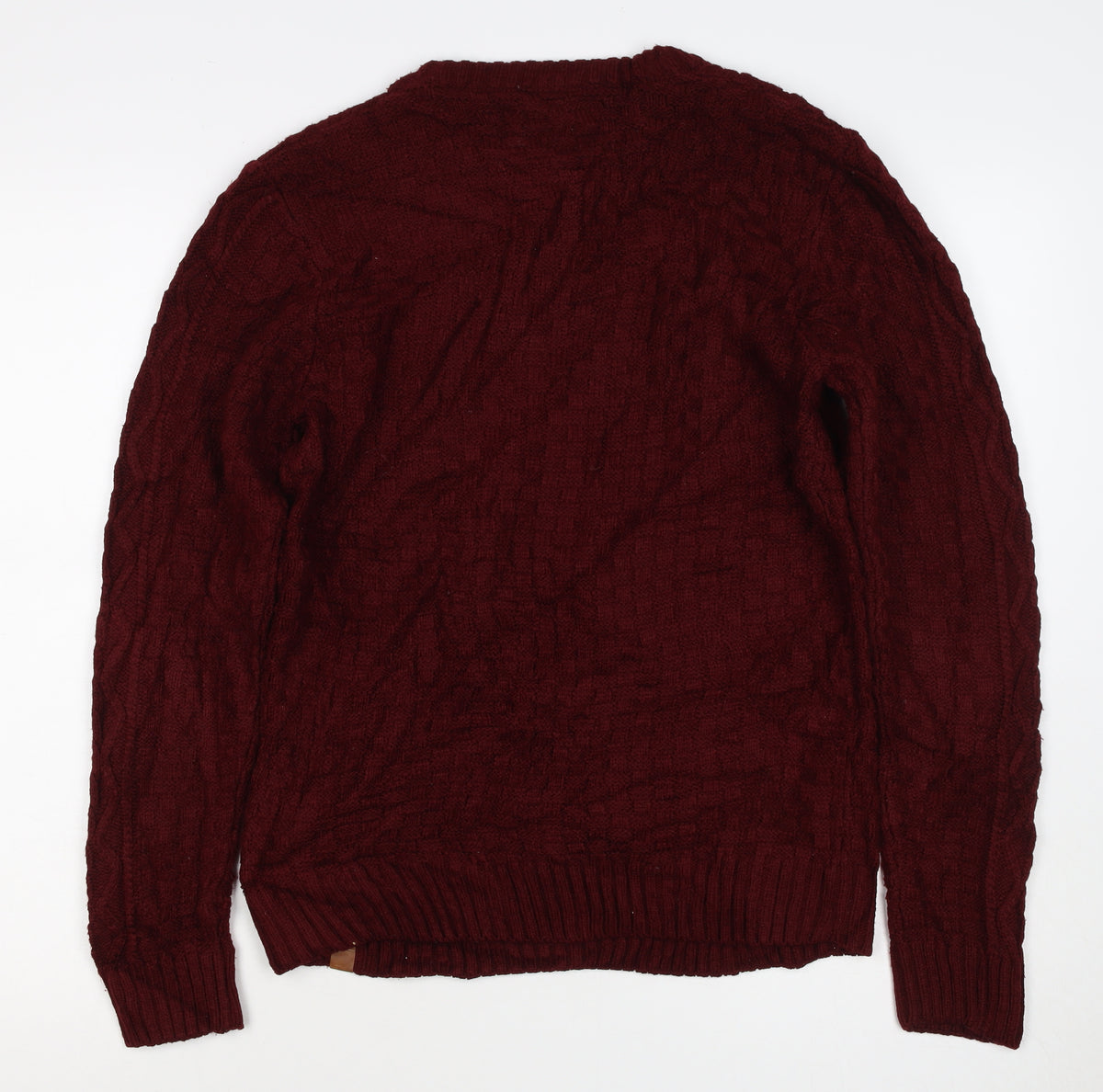 Close-up detail of Tokyo Laundry Men’s Red S Cable Knit Crew Neck jumper