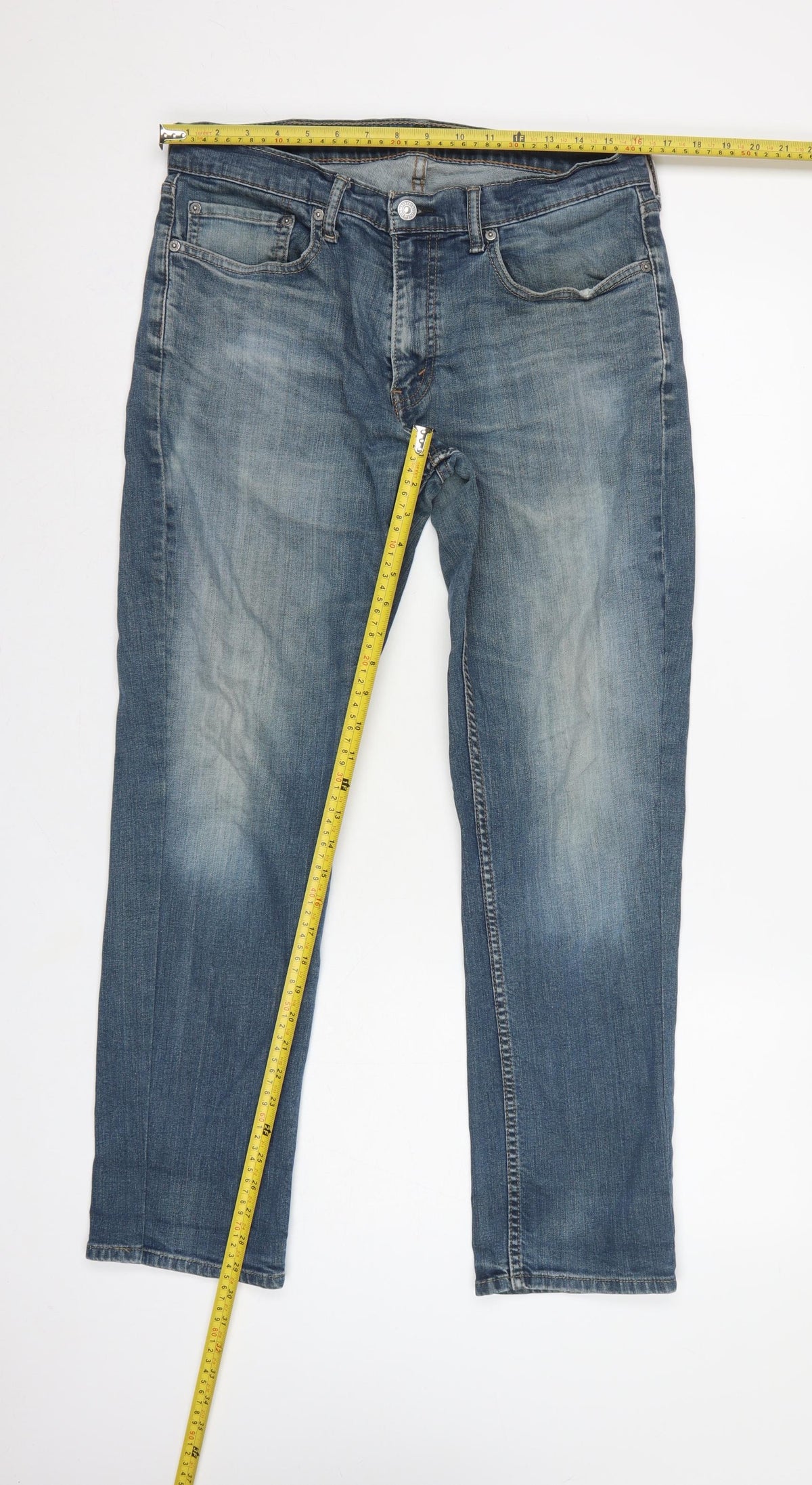Levi's Men's Blue W33 L30 Straight Fit Medium Wash Denim Jeans