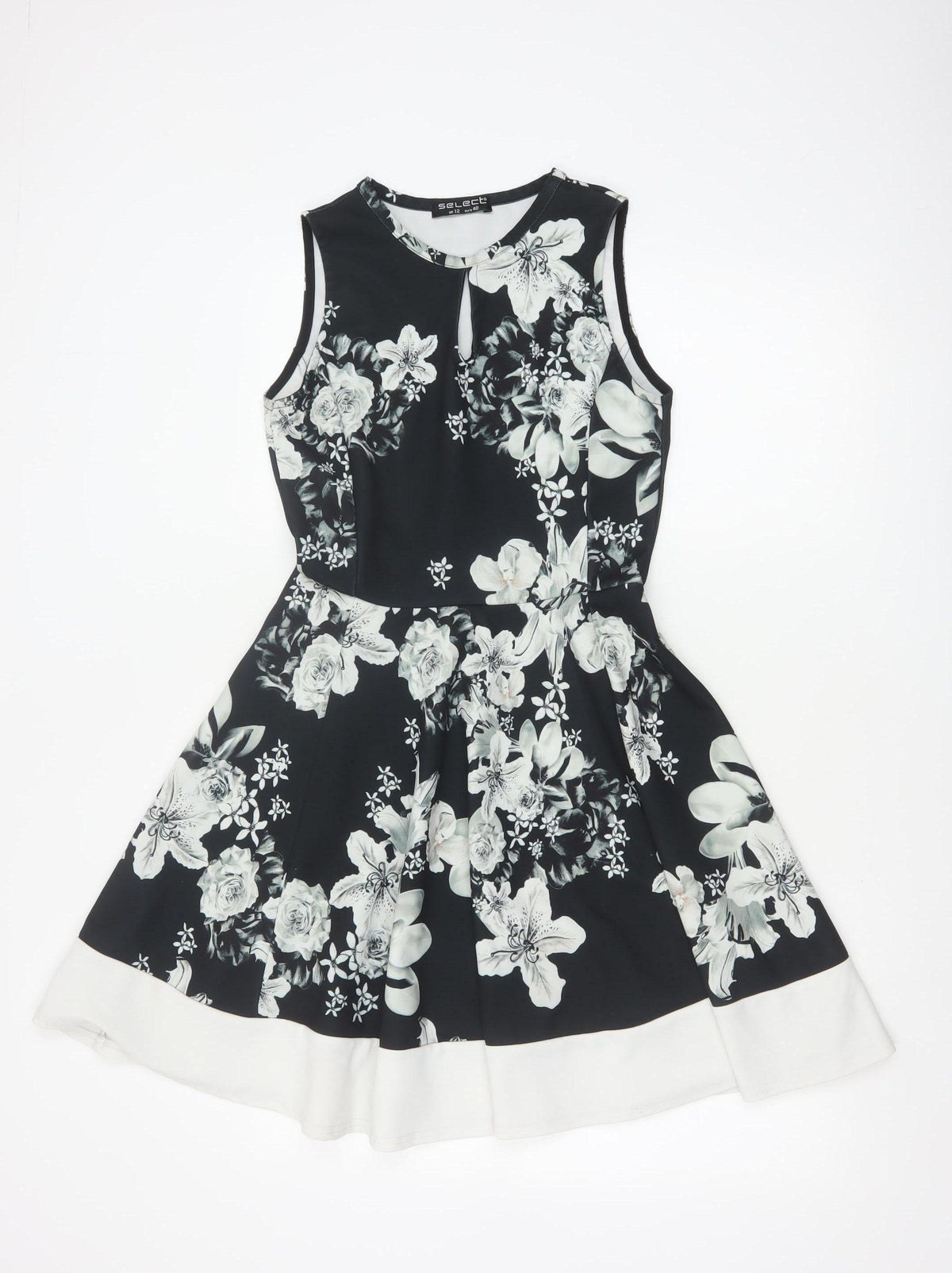 Select Women Black Floral Fit & Flare Knee Length Dress UK 12