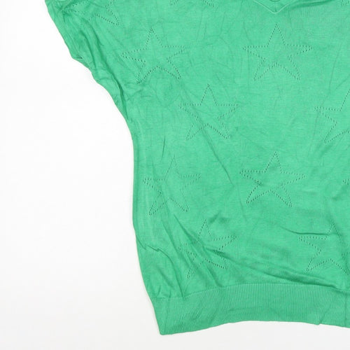 M&Co Women’s Green Size 10 Star Knit V-Neck Relaxed T-Shirt Top