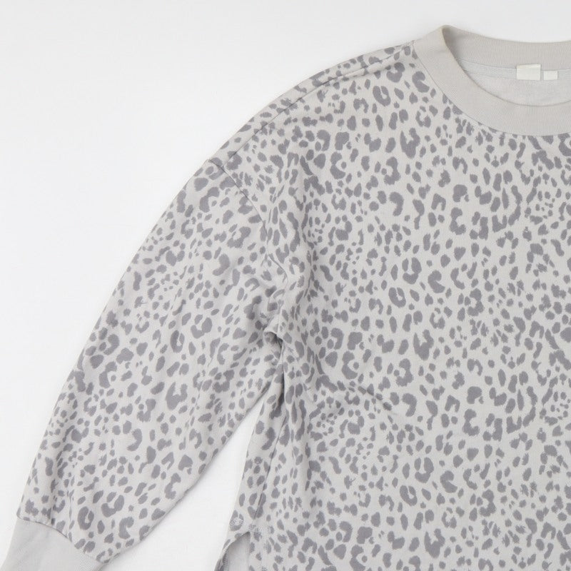Additional view of GAP Women Grey Leopard Print XL Pullover Crew Neck Sweatshirt