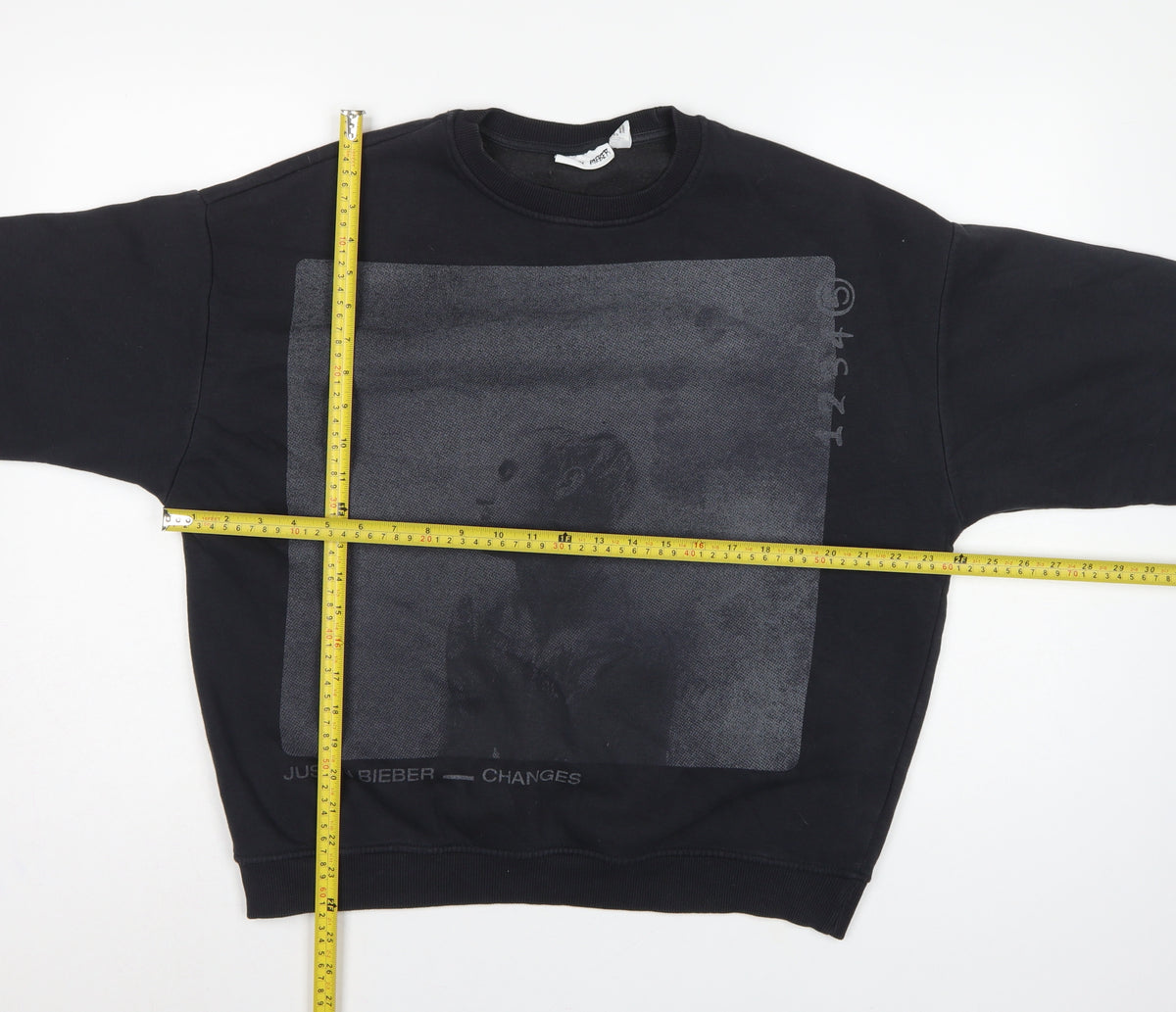 Close-up detail of Justin Bieber Women’s Black S Pullover Changes Graphic Sweatshirt