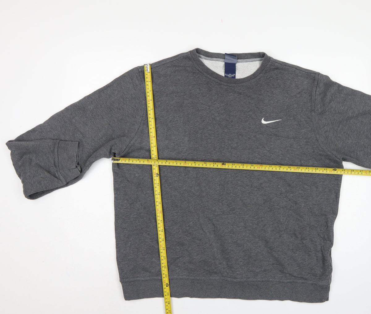 Nike Men’s Grey XL Long Sleeve Crew Neck Logo Pullover Sweatshirt