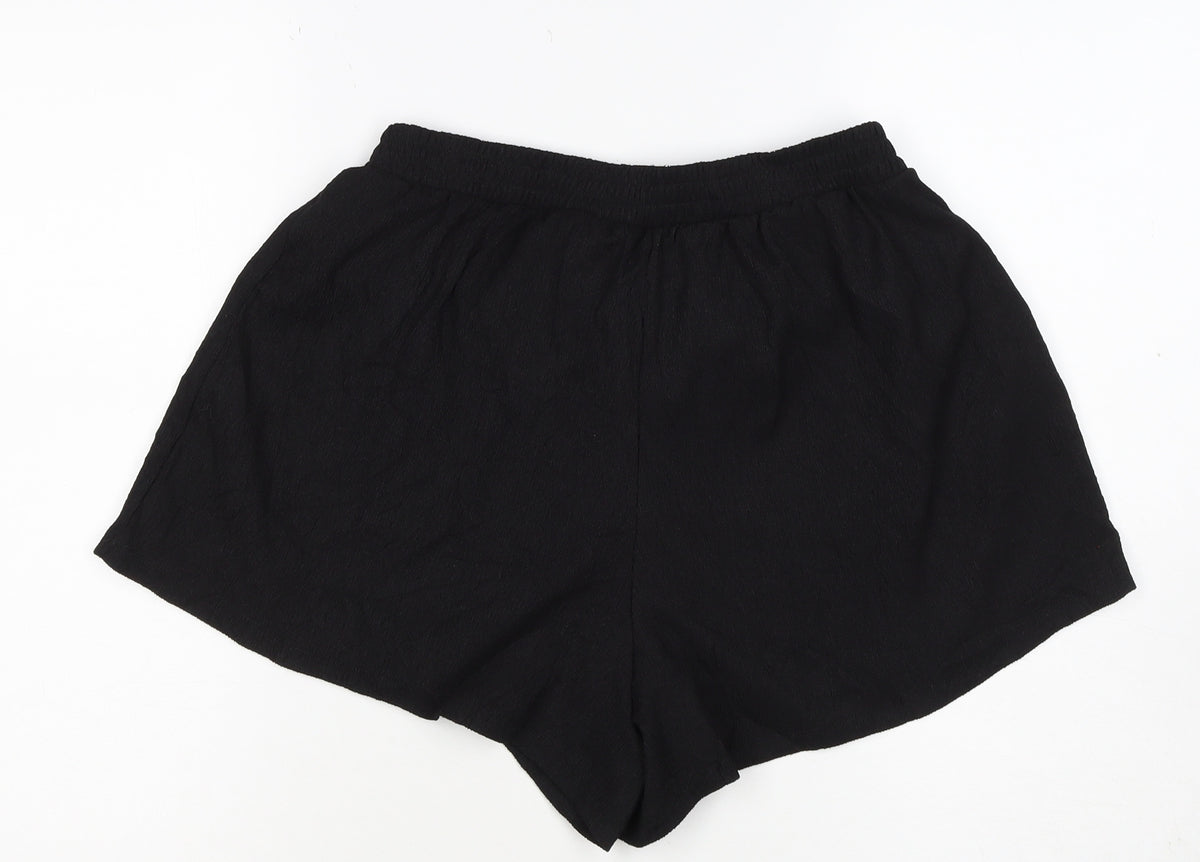 Soso Women Black Size M Drawstring Tassel Relaxed Shorts