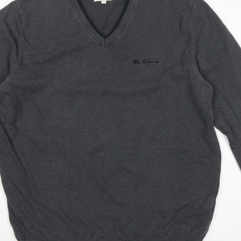 Ben Sherman Men’s Grey V-Neck Logo Knit Pullover Jumper L