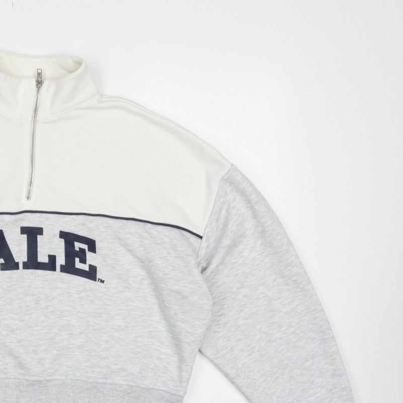 Yale University Women’s Grey & White S 1/4 Zip Logo Sweatshirt