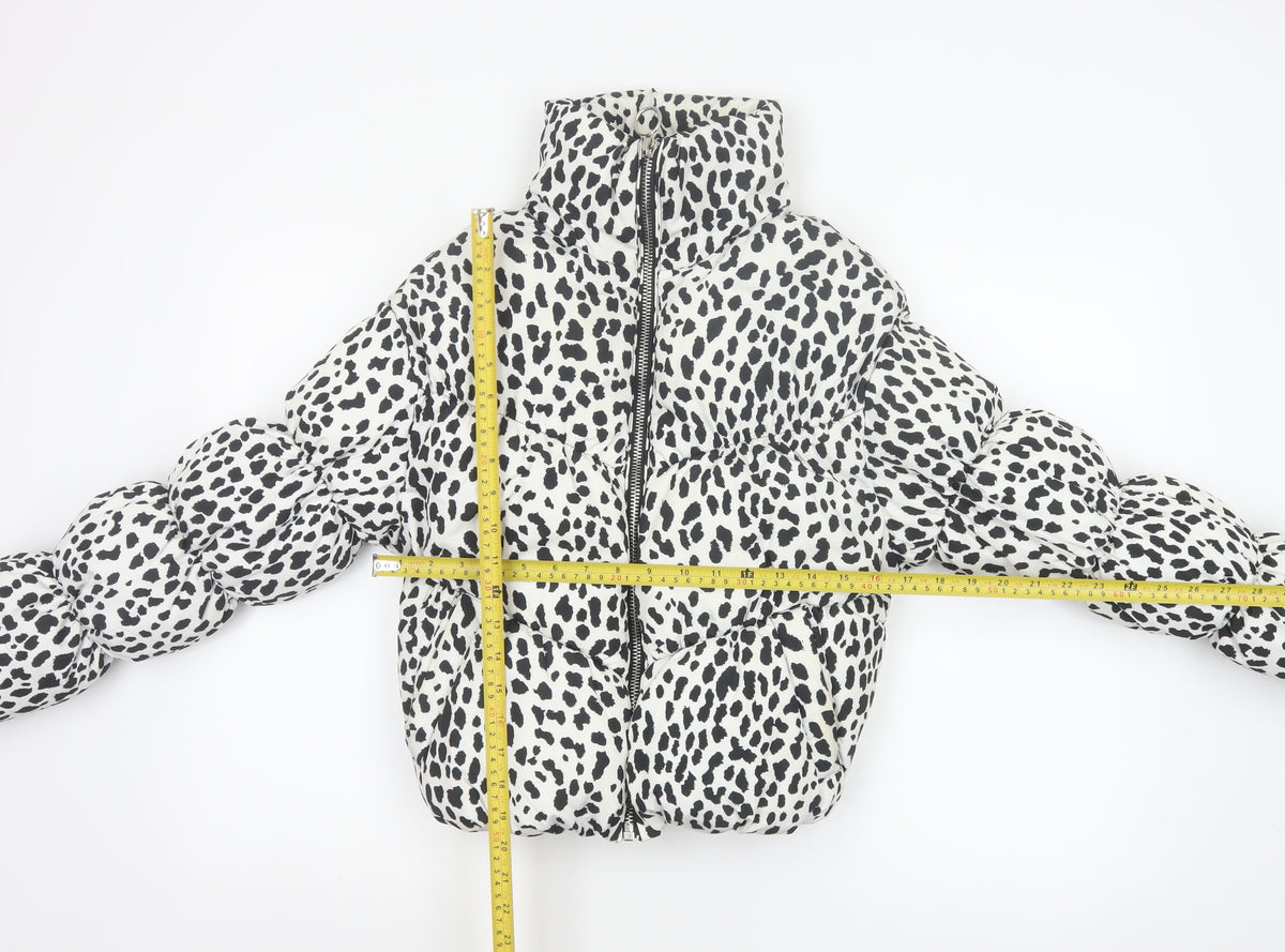 Bershka Women’s White Black Leopard Print Cropped Puffer Jacket S