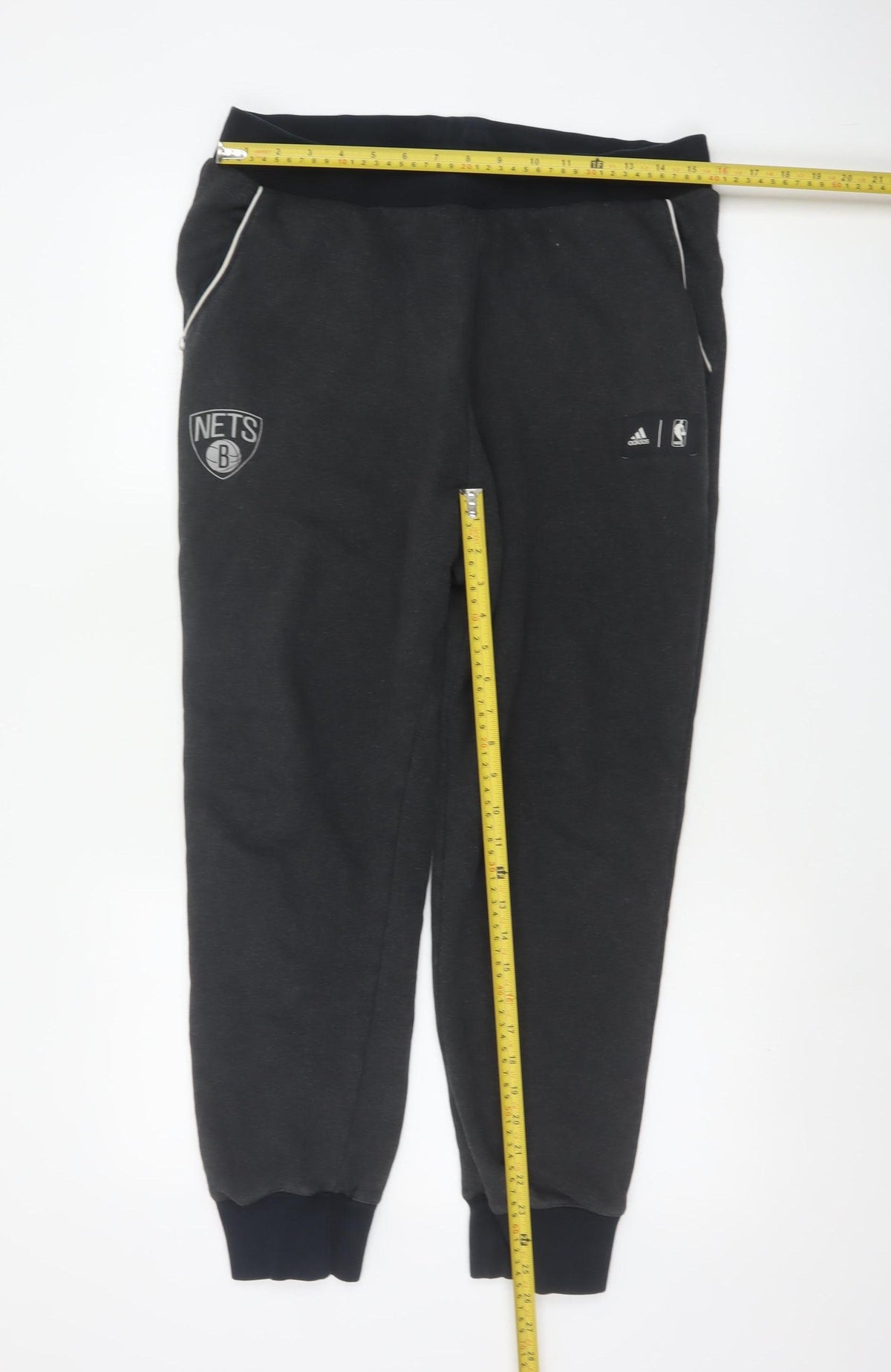 Adidas Men’s Black M Brooklyn Nets NBA Cuffed Jogger Sweatpants