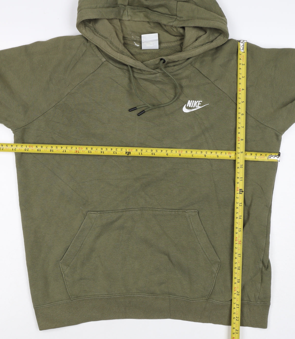 Nike Men’s Green M Pullover Hoodie Embroidered Logo Pocket