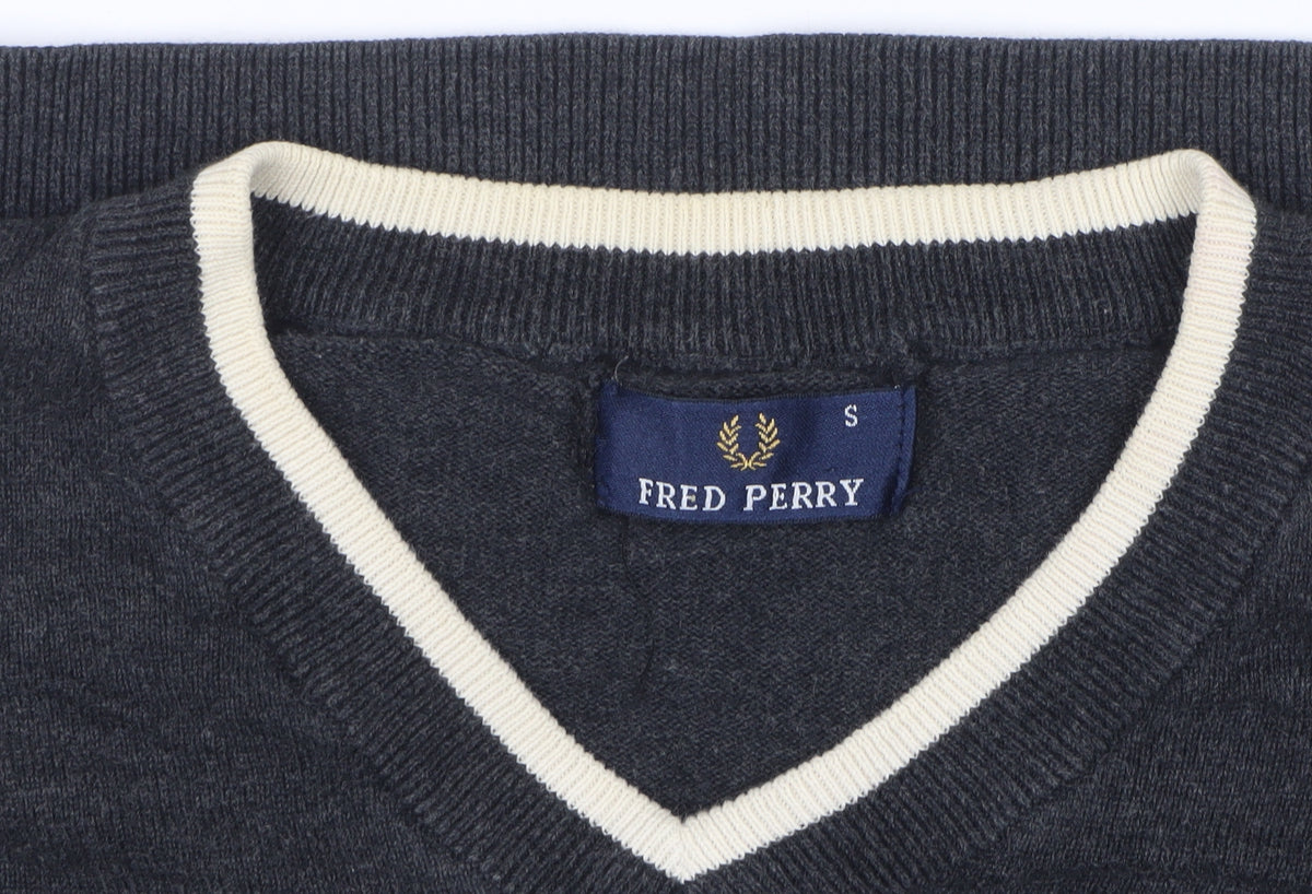 Fred Perry Men’s Grey S V-Neck Cotton Logo Pullover Jumper