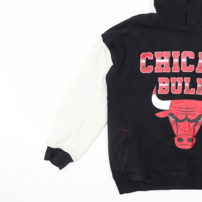 NBA Boys Black Chicago Bulls 12-13 Years Pullover Graphic Hoodie