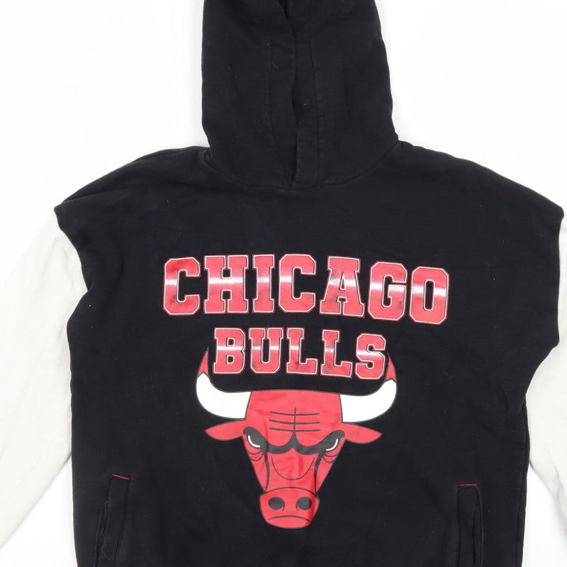 NBA Boys Black Chicago Bulls 12-13 Years Pullover Graphic Hoodie