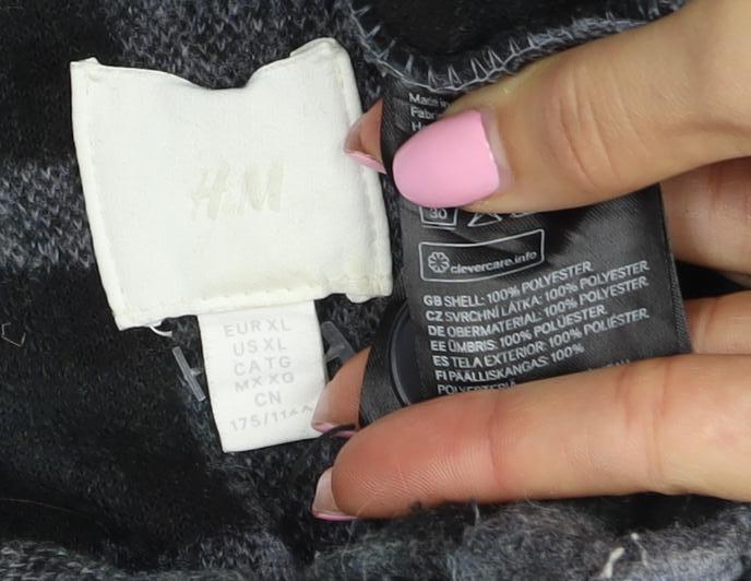 H&M Women Grey XL Basic Plaid Fleece Button Jacket
