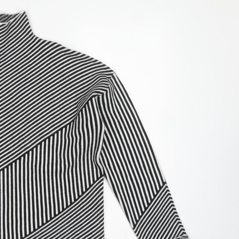 Tahari Women Black White Striped Mock Neck Knit Pullover Jumper M