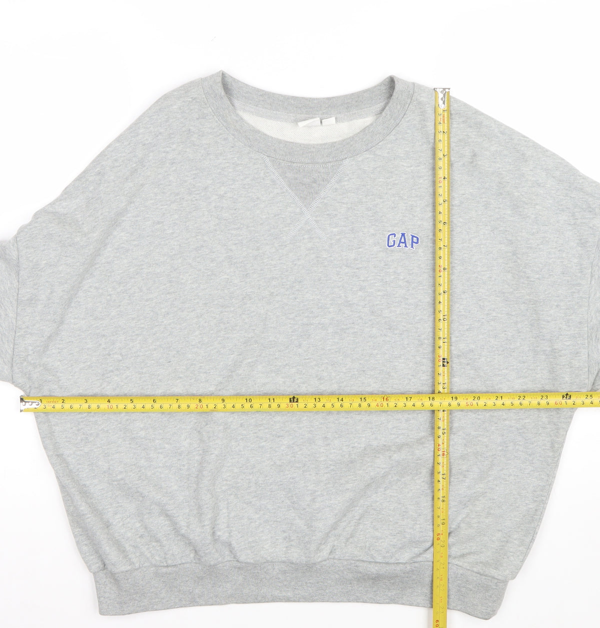 GAP Women’s Grey M Logo Crew Neck Pullover Sweatshirt