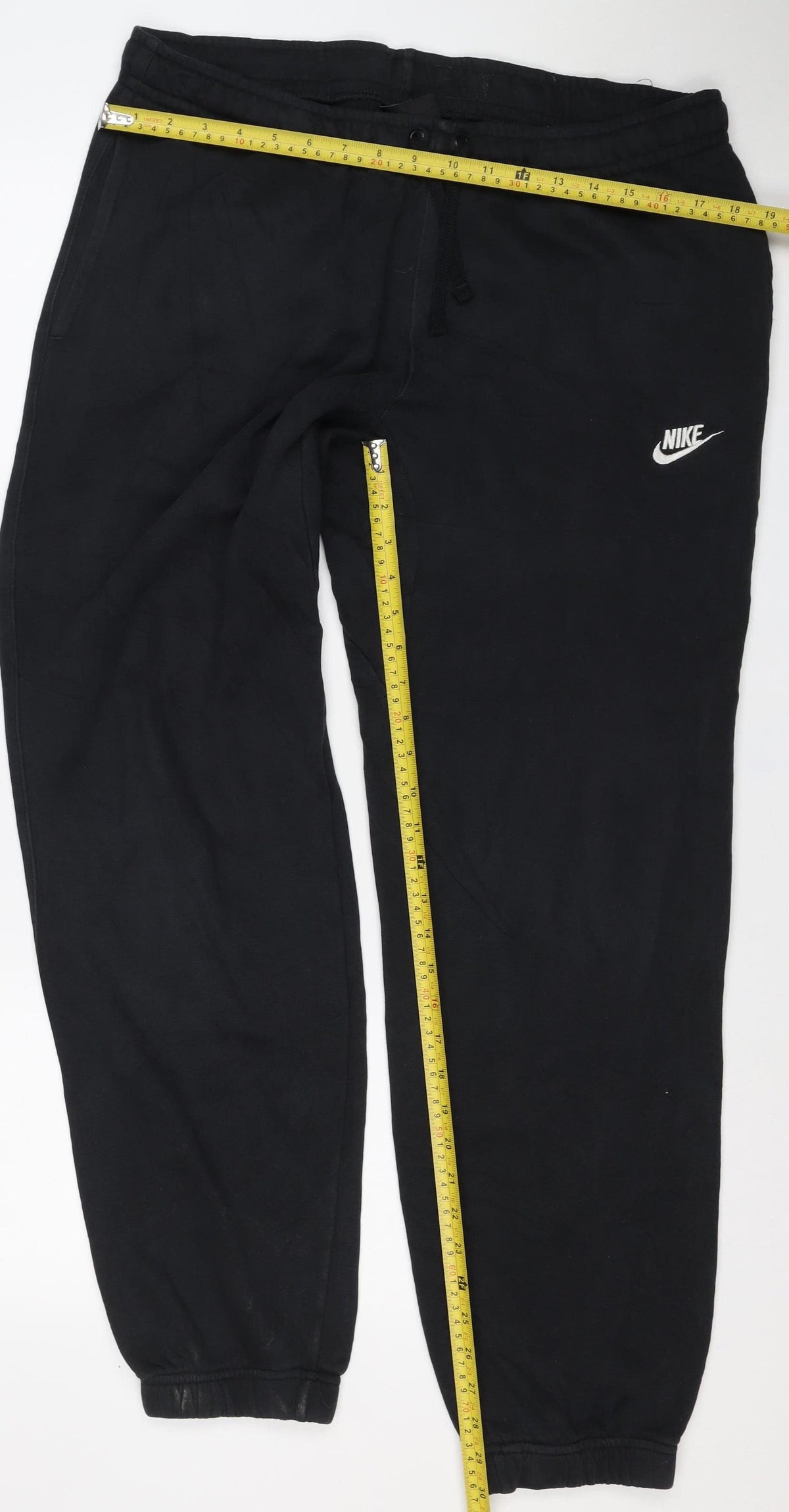 Nike Men’s Black L Fleece Jogger Sweatpants Drawstring Cuffed Logo