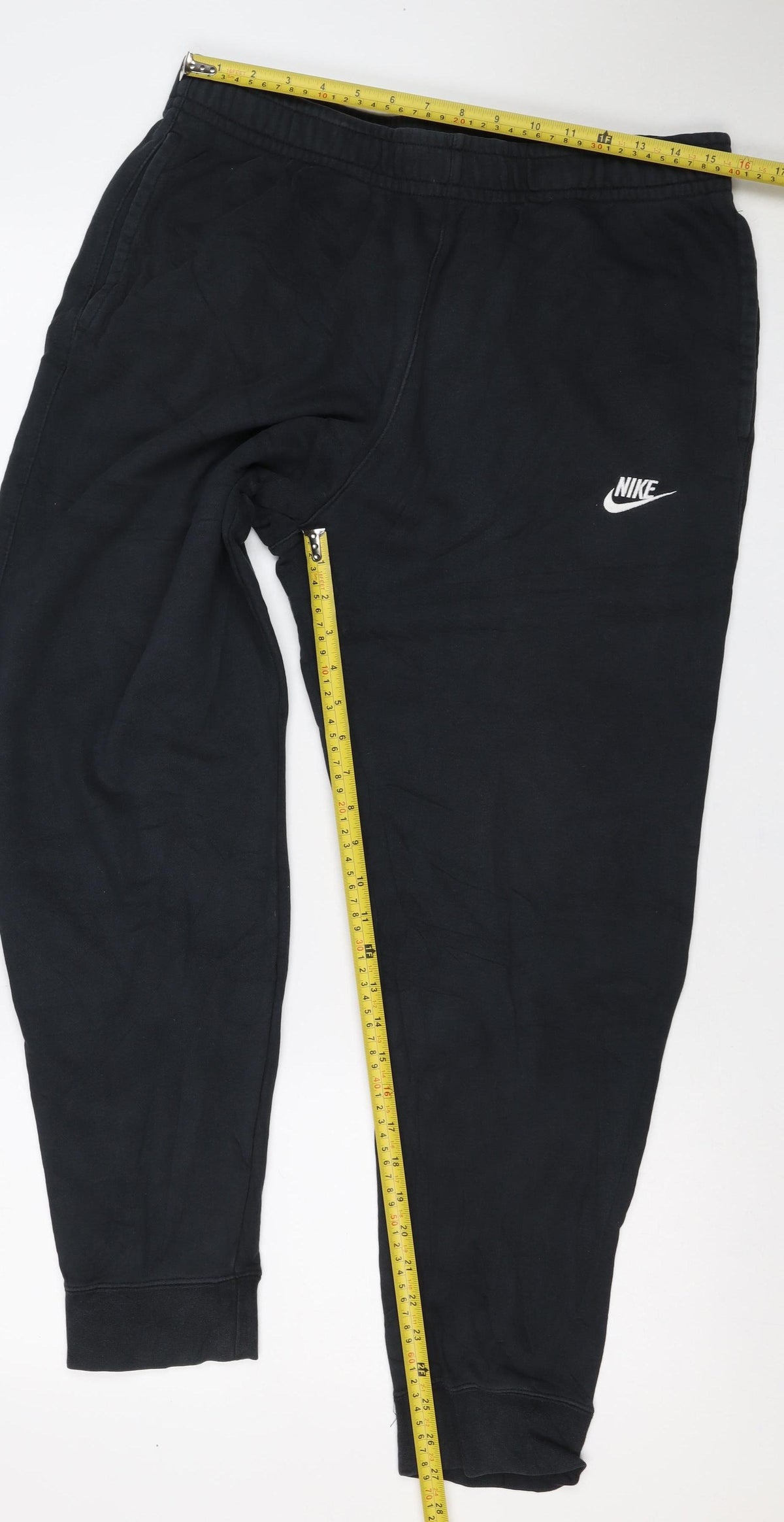 Nike Men’s Black L Jogger Sweatpants Elastic Waist Pockets