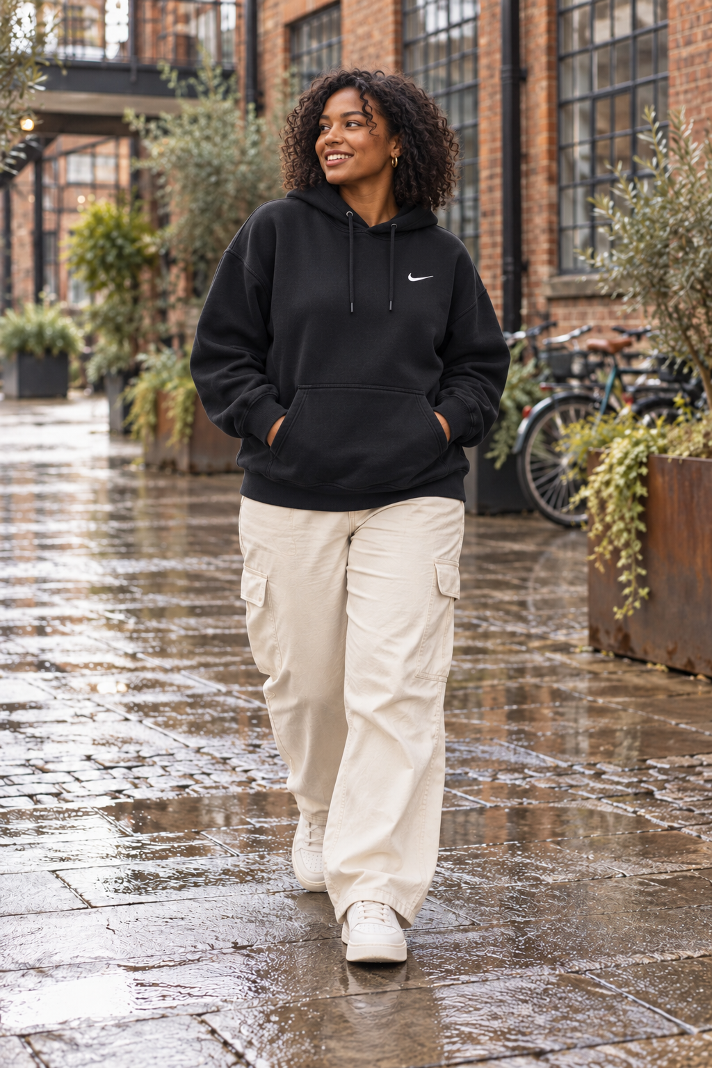 Women's Hoodies curated Preworn edit