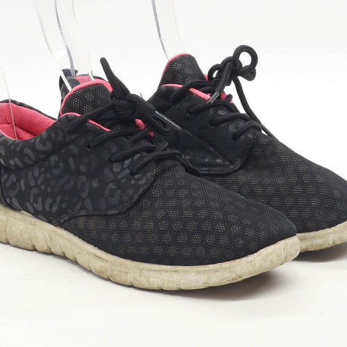 Podium Girls UK Size 2 Black Trainers