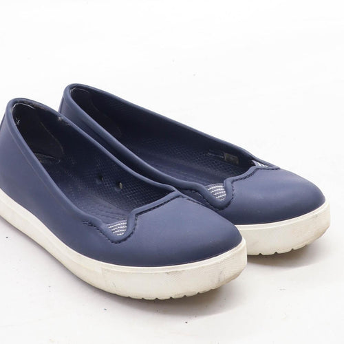 Crocs Girls UK Size 4 Blue Waterproof Shoes