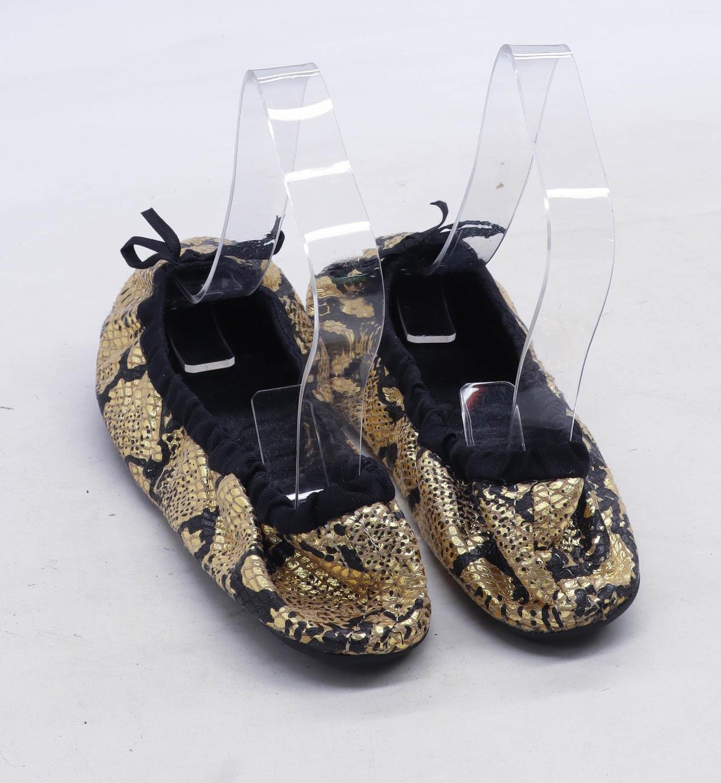 Flatmates Womens UK Size M Gold Fold Away Shoes Pumps