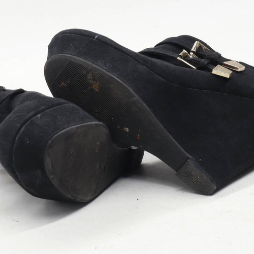 New Look Womens UK Size 5 Black Ankle Boots