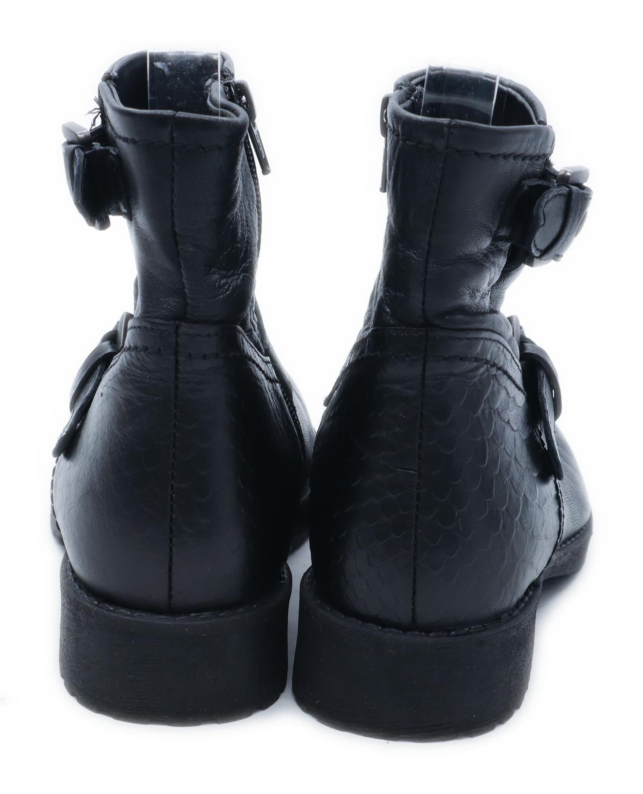 Cafe Moda Womens EU Size 37 Black Ankle Boots