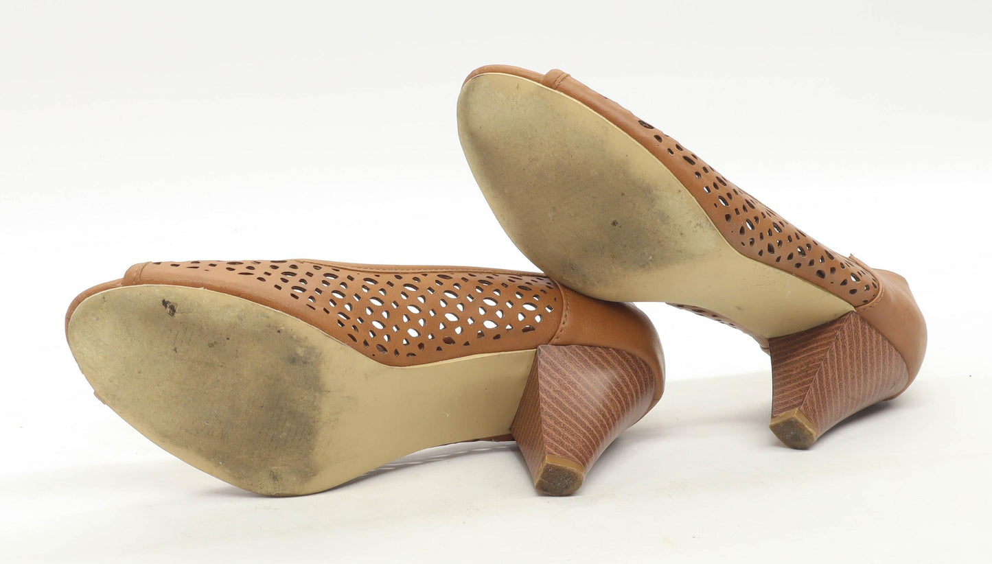 Peacocks Womens UK Size 6 Brown Heels