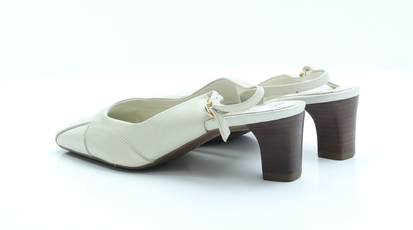 Clarks Womens Ivory  Polyester Slingback Heel 6.5   - Wide Fit