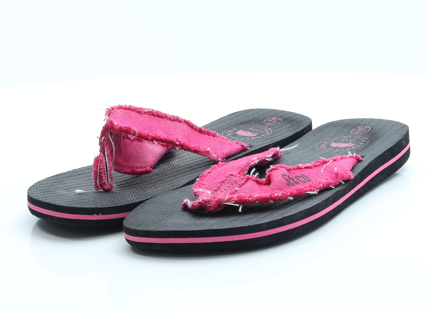 Soul Cal & Co Womens Black  Rubber Thong Flat 5 38