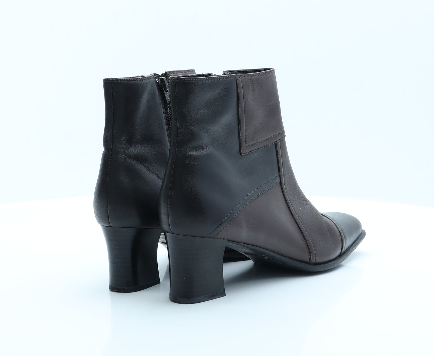 Clarks Womens Brown  Polyester Bootie Boot 7.5