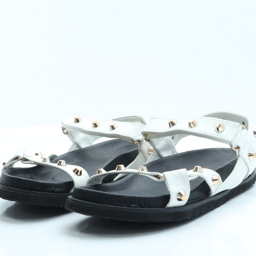 Krush Womens White  Polyester Slingback Sandal 6