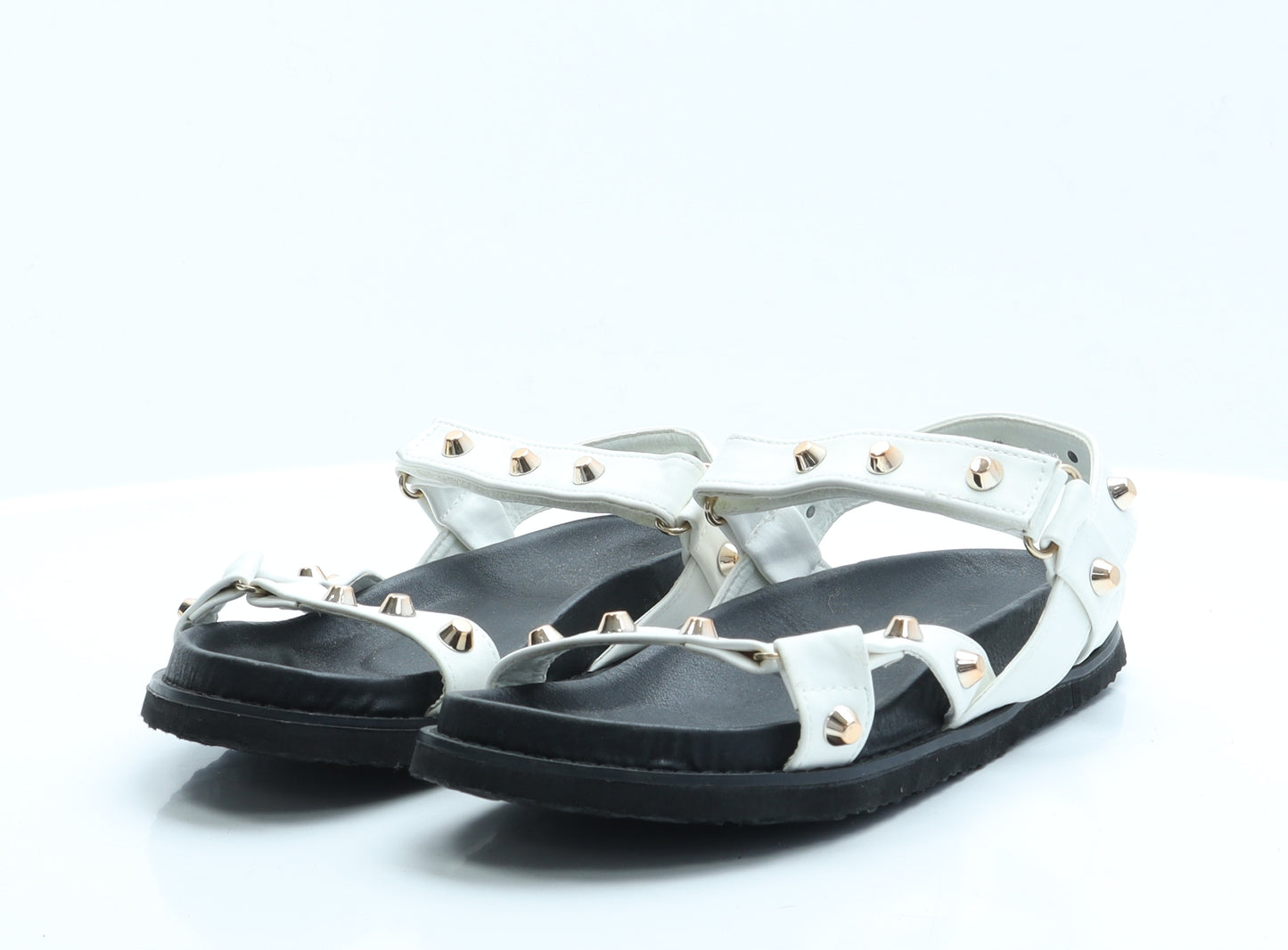 Krush Womens White  Polyester Slingback Sandal 6