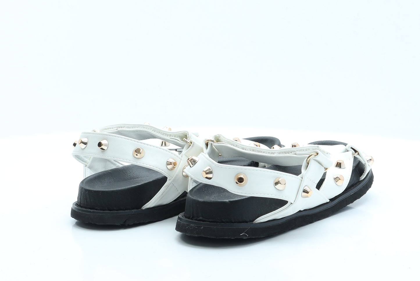 Krush Womens White  Polyester Slingback Sandal 6