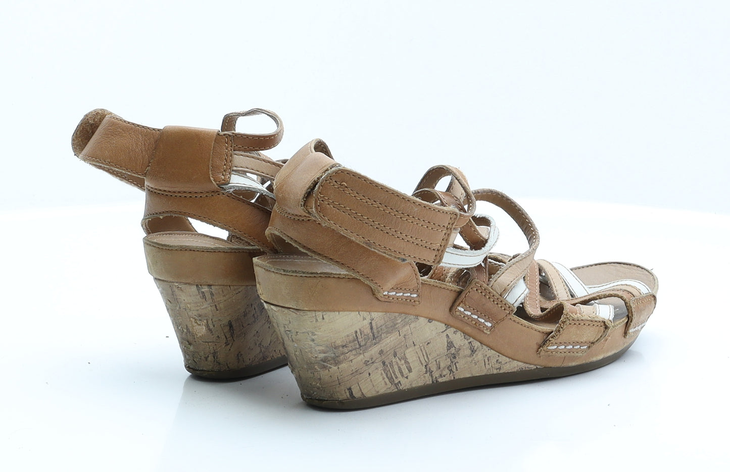 Clarks Womens Brown  Faux Leather Slingback Sandal 5.5