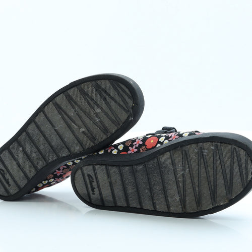 Clarks Girls Black Floral Polyester Slip On Flat 2 EUR 34 US 2.5