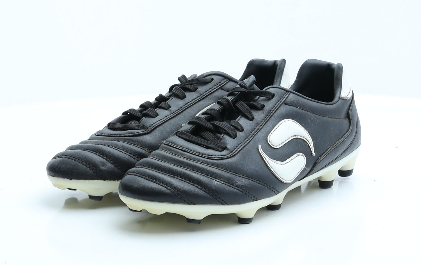 Sondico Mens Black  Polyester Trainer  6.5 EUR 39.5  - Football boots