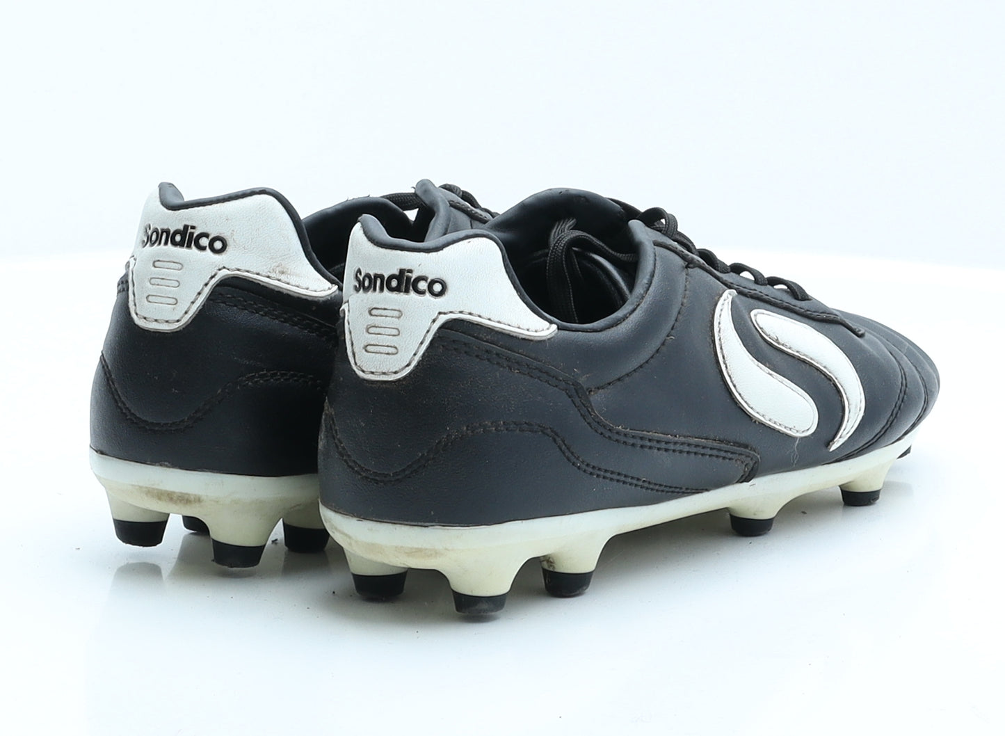 Sondico Mens Black  Polyester Trainer  6.5 EUR 39.5  - Football boots