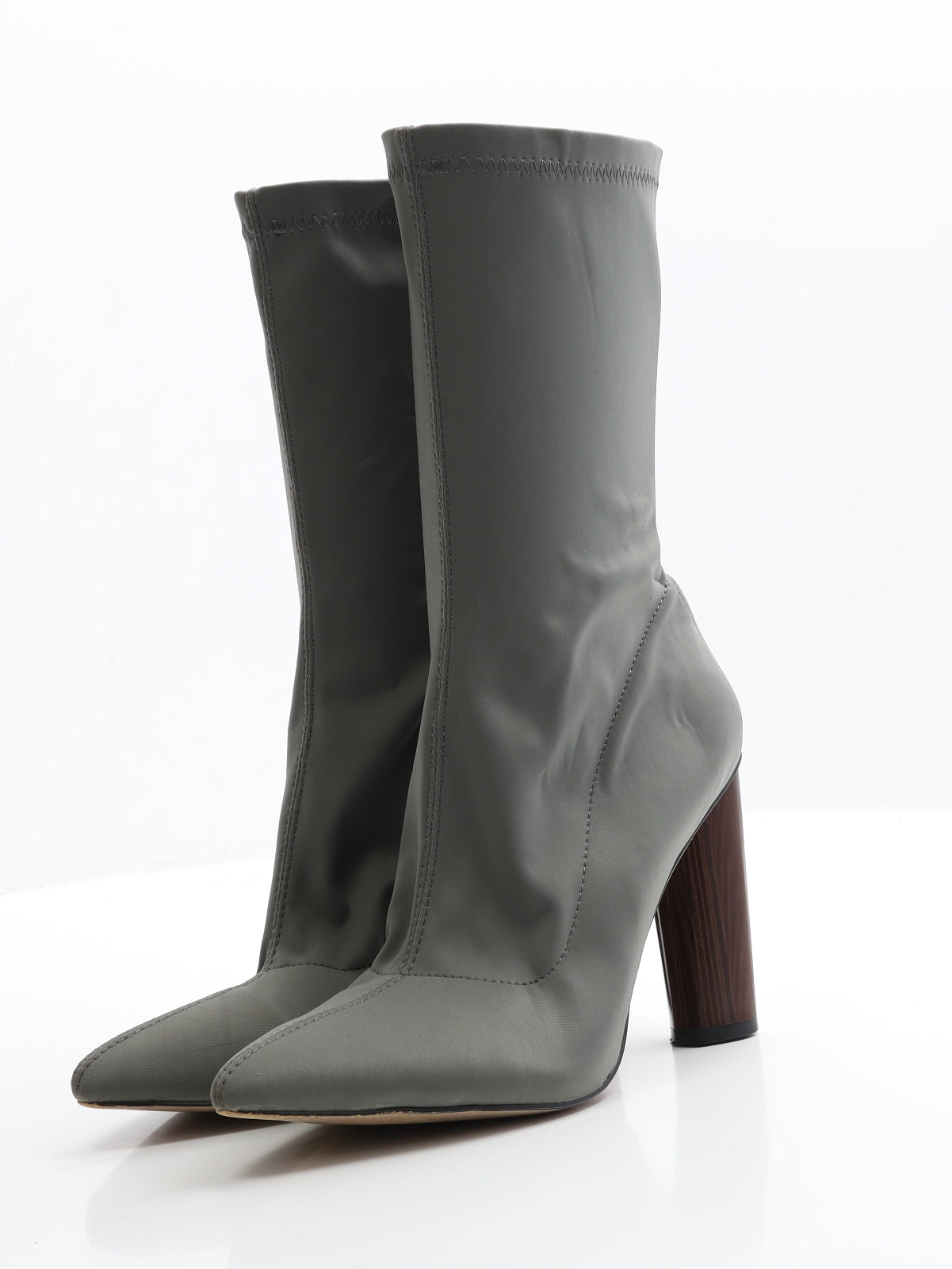 Preworn Womens Grey  Polyester Bootie Boot 5