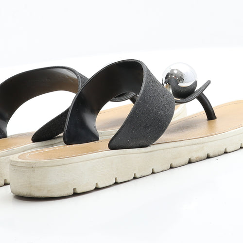 Preworn Womens Black  Polyester Thong Sandal 6 39